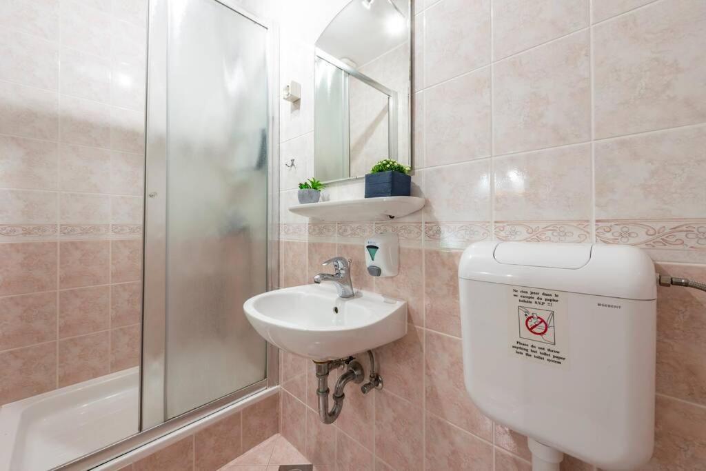 Vila Vergatum-Privacy,Gym,Billiards,Table Tennis Donji Brgat Dış mekan fotoğraf