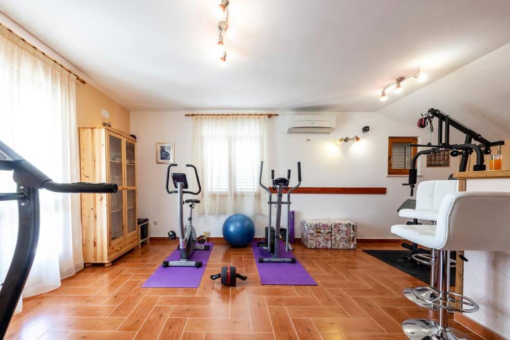 Vila Vergatum-Privacy,Gym,Billiards,Table Tennis Donji Brgat Dış mekan fotoğraf
