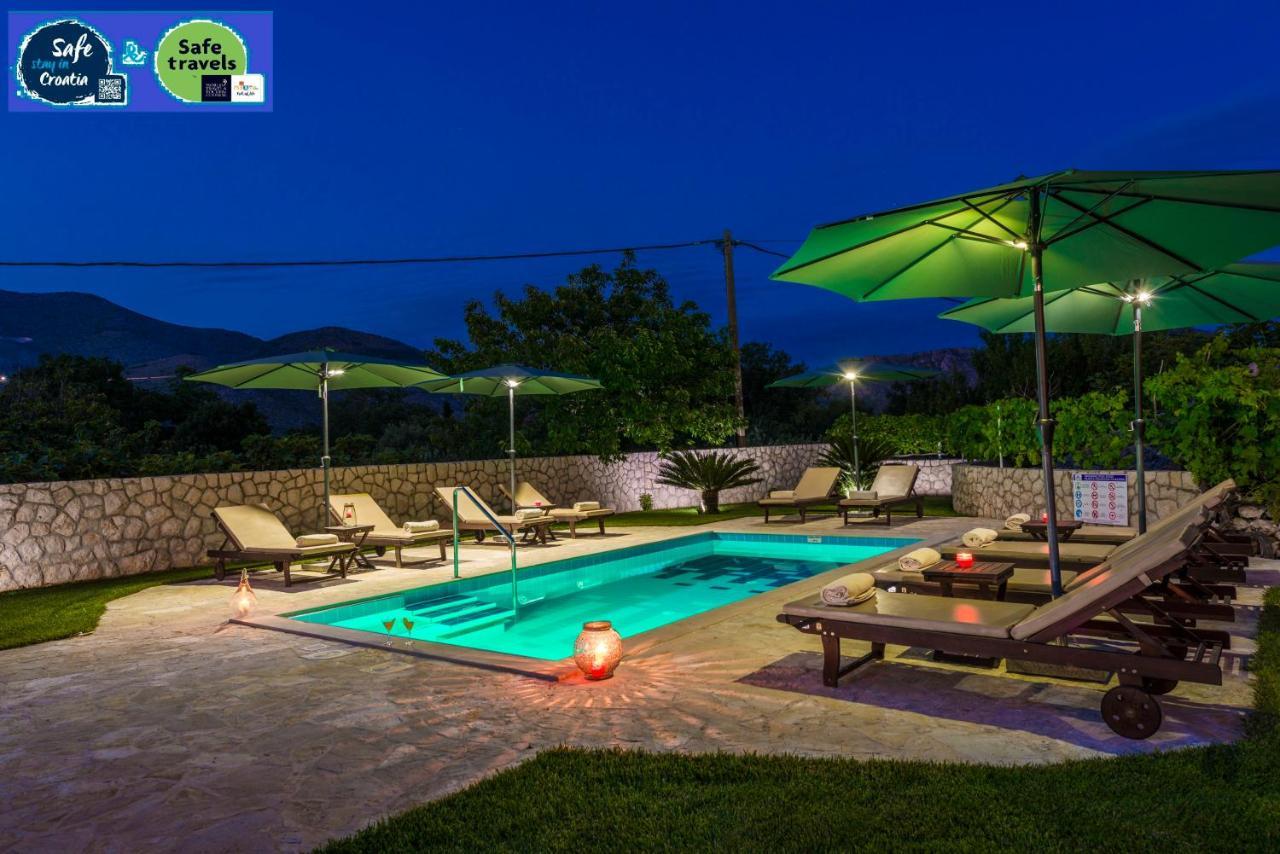 Vila Vergatum-Privacy,Gym,Billiards,Table Tennis Donji Brgat Dış mekan fotoğraf